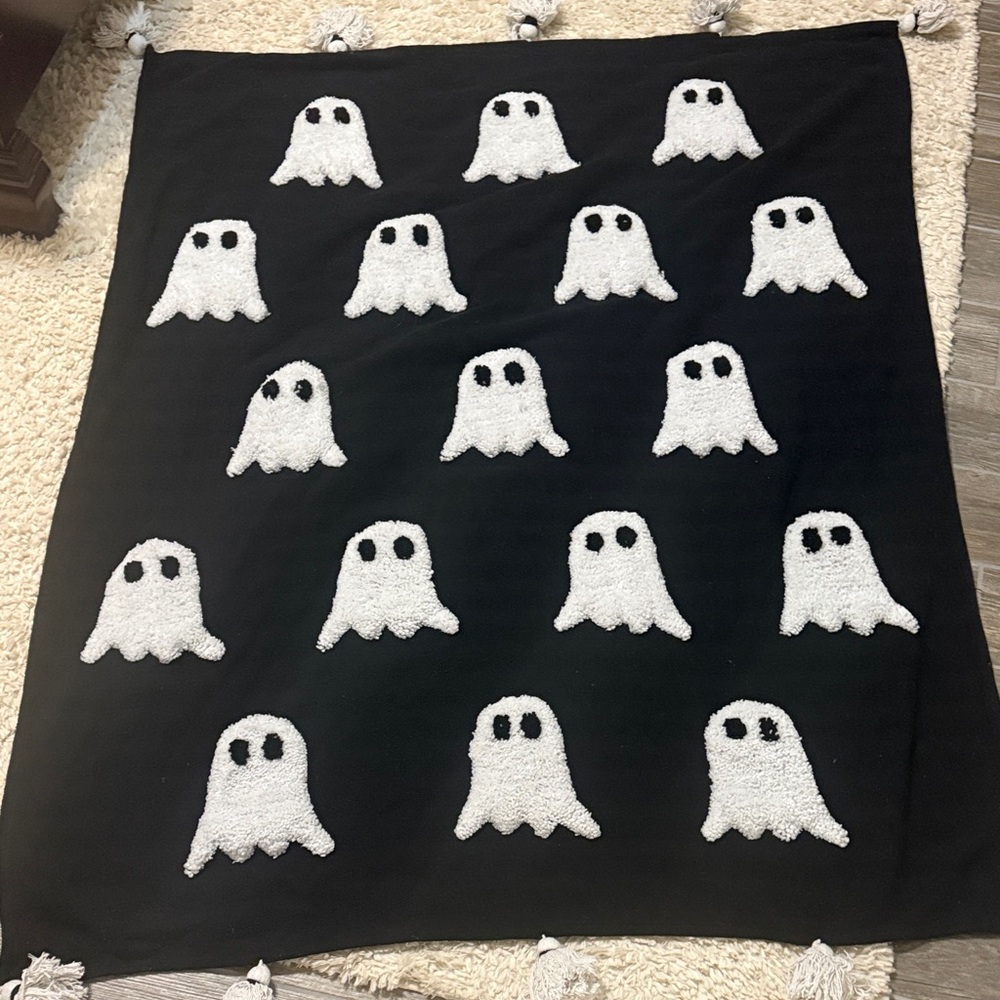 Rachel Zoe Black and White Ghost Blanket